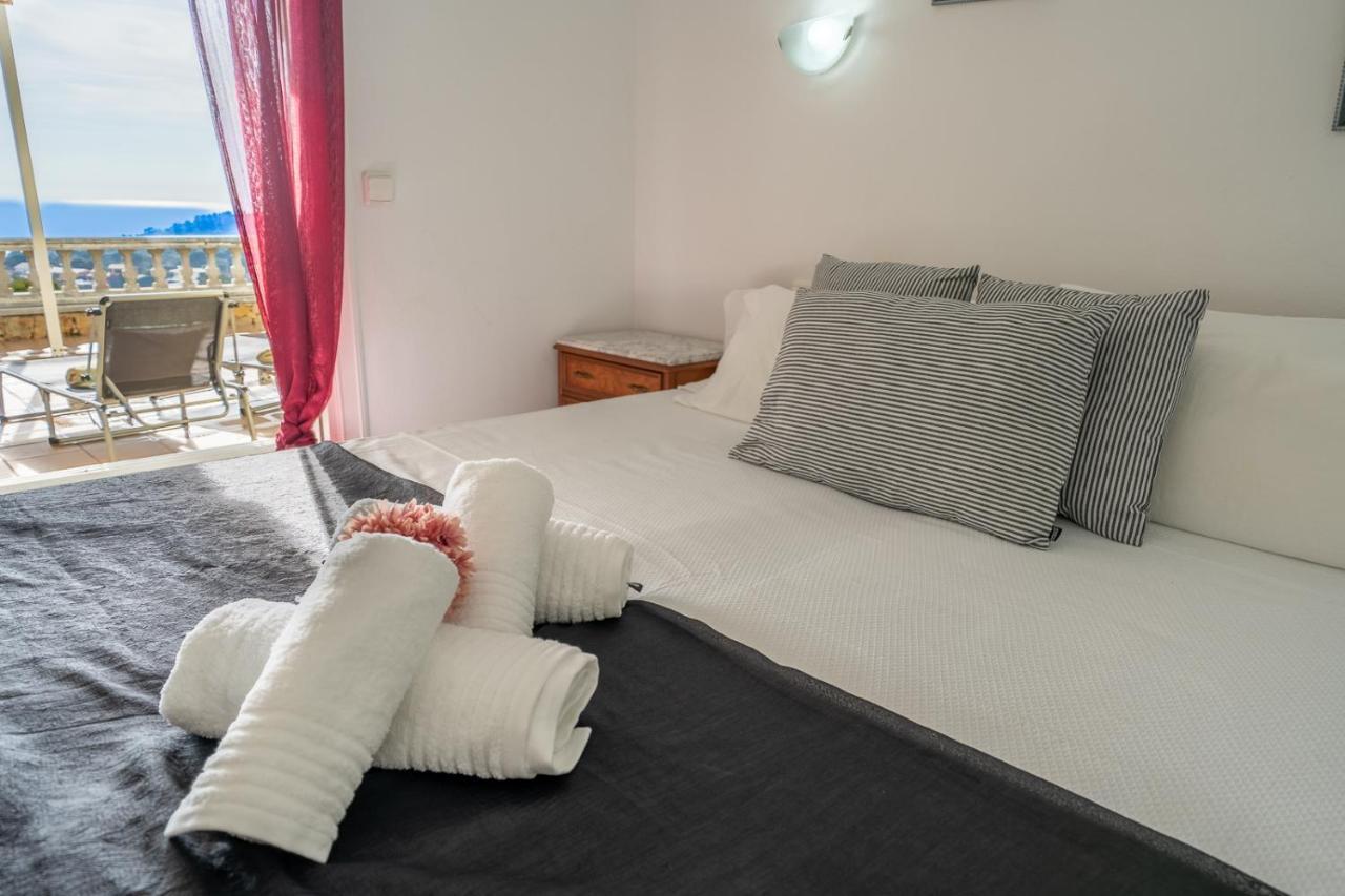 Villa Vista Lux, Piscina Privada Y Zona Exterior Con Vista Mar 또사데마르 외부 사진